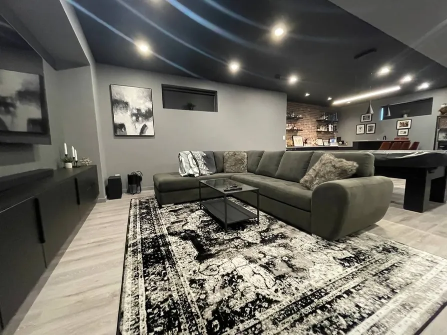 photo of the Hofsted basement, designed and built by KMA Building in Winnipeg, MB
