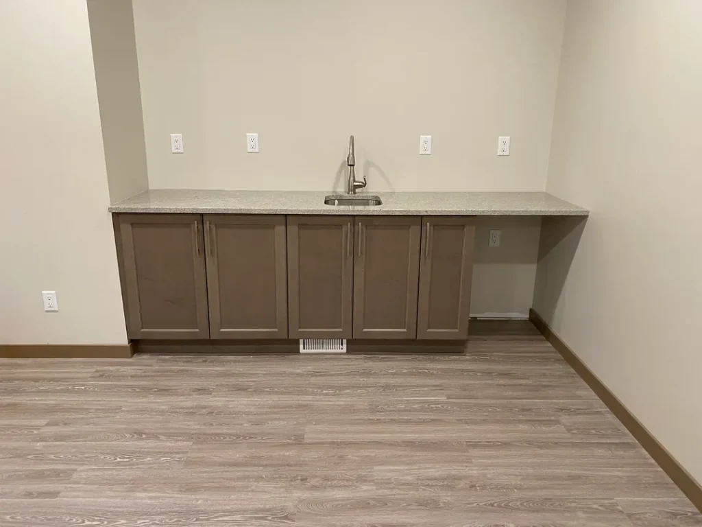 photo of the Trailside basement, designed and built by KMA Building in Winnipeg, MB